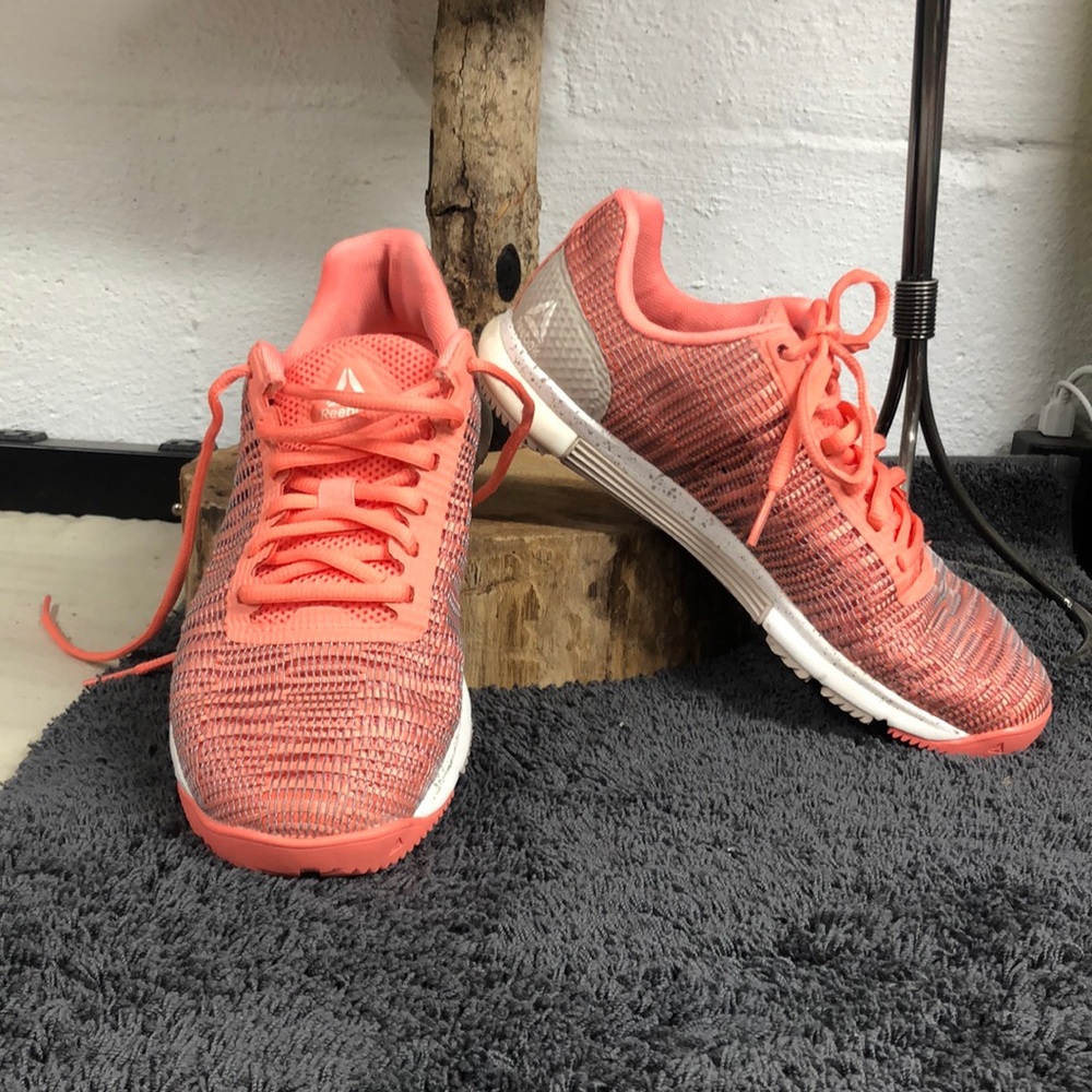 Reebok etc 360 anti-friction‎ technology light weight breathable ribbon weave